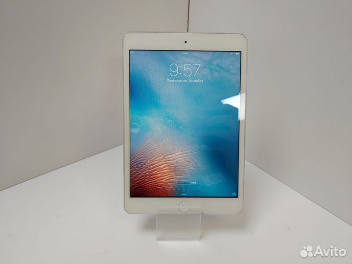 Планшет без SIM-карты Apple iPad mini Wi-Fi 64GB
