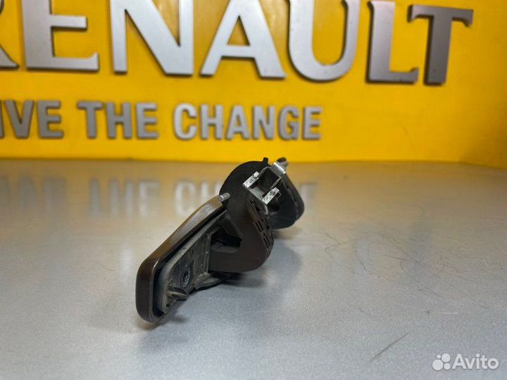 Ручка двери внешняя левая Renault Sandero K7J A710