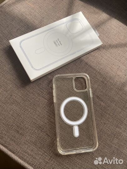 Чехол на iPhone 11 magsafe clear case