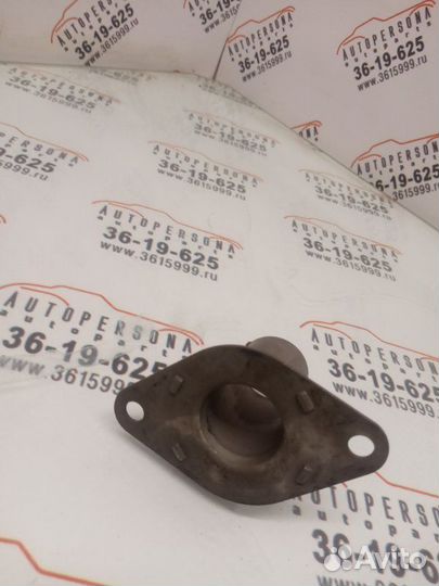 Направляющая втулка сцепления Skoda Fabia MK2 BTS