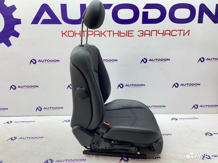 Сиденье переднее левое Mercedes E-Класс W211