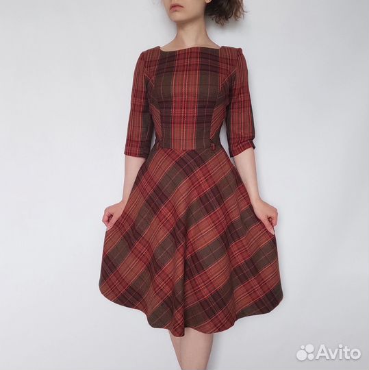 Платье в стиле ретро