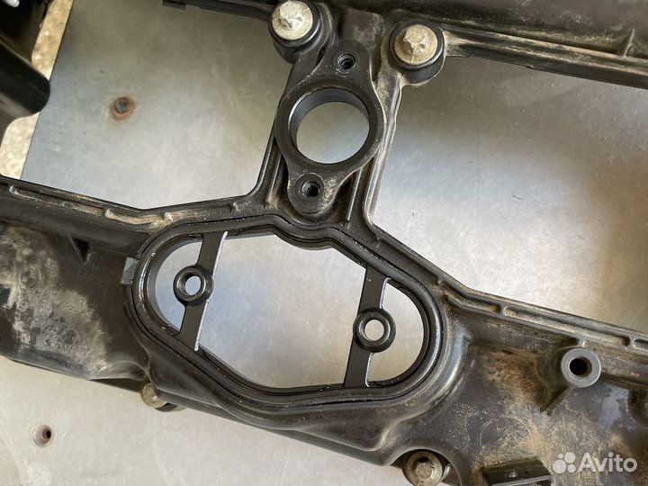 Клапанная крышка BMW F10 N20