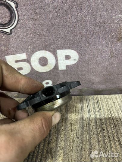 Mercedes GLA M270 E20 Электромагнитный клапан