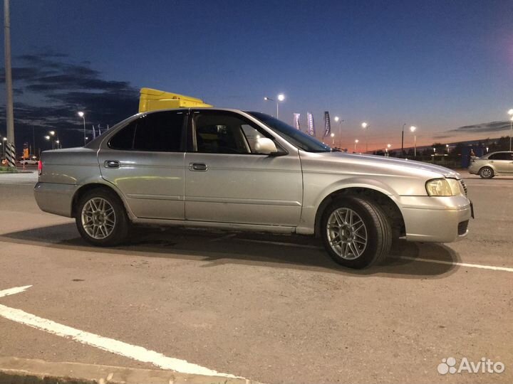 Nissan Sunny, 2003