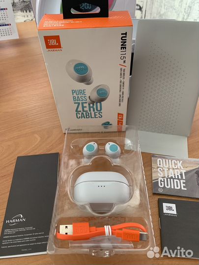 Новые беспроводные наушники JBL Tune115 TWS