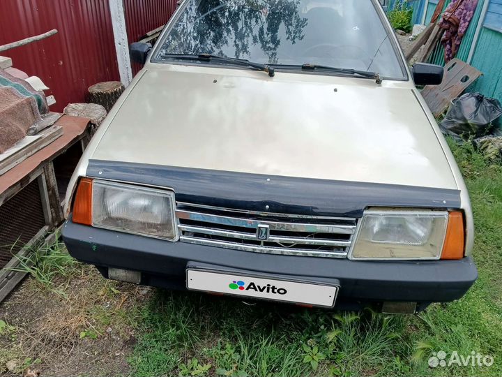 ВАЗ 21099 1.6 МТ, 1998, 300 000 км