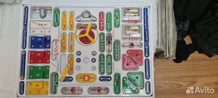 Конструктор знаток