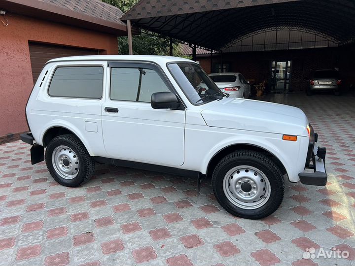 LADA 4x4 (Нива) 1.7 МТ, 2018, 66 000 км