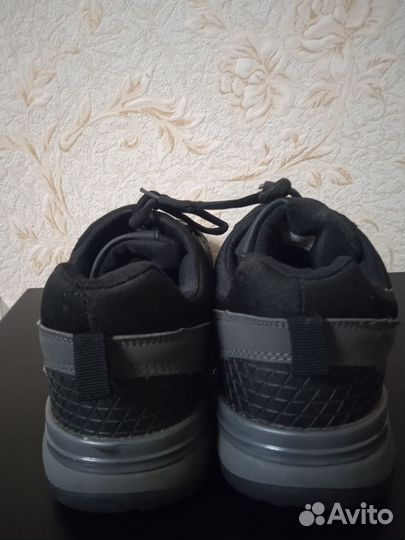 Кроссовки мужские осенние