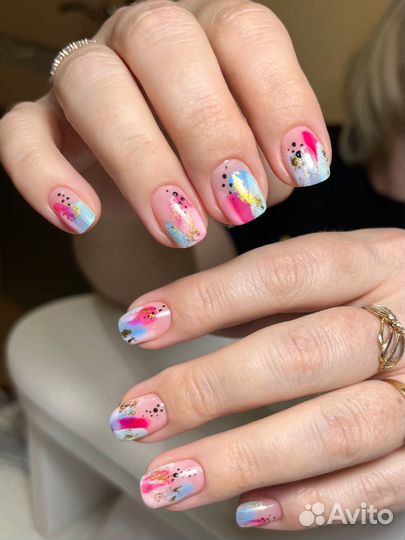 Гель-лак, укрепление, наращивание, педикюр