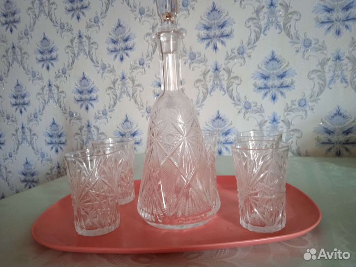 Графин хрустальный и 5 бокалов для вина