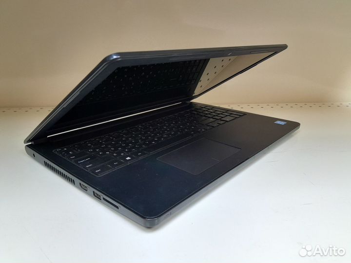 Ноутбук Dell / Intel / 4Gb / Intel HD / дo 8Gb+SSD