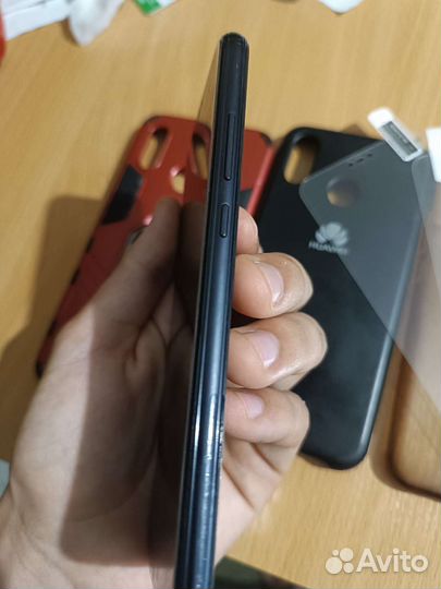 Телефон Huawei p20 lite