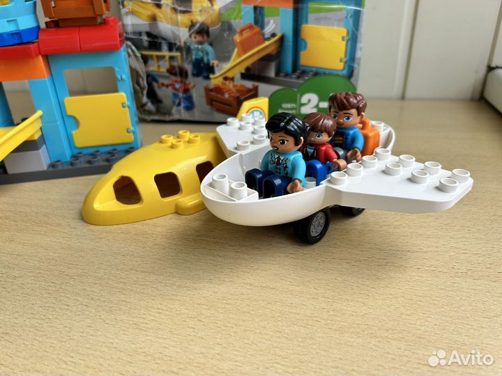 Lego дупло аэропорт 10871/ лего дупло