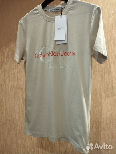 Футболка Calvin Klein Jeans S