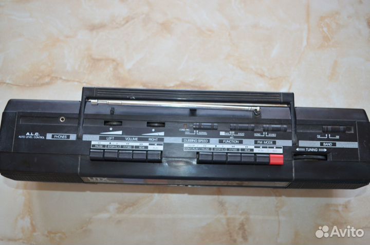 Магнитола радиоприемник UTX RCA 1010