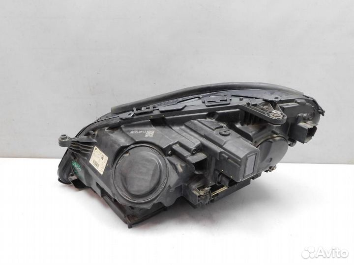 Фара правая Mercedes-Benz E-Class