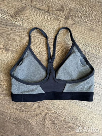 Спортивный топ nike xs