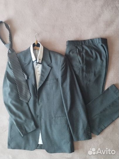 Костюм классический мужской 44 размер