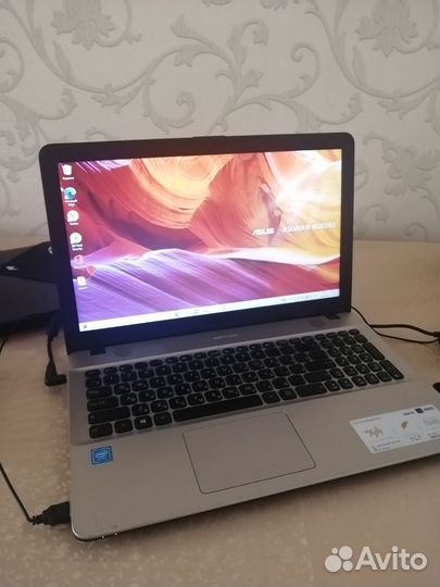 Ноутбук asus vivobook max