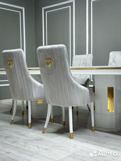 Комплект стол и стулья. В наличии