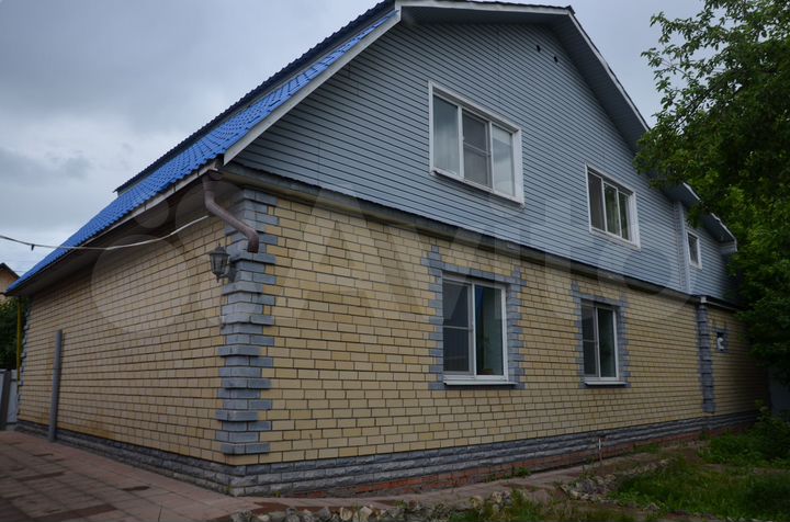 Дом 240 м² на участке 6 сот.