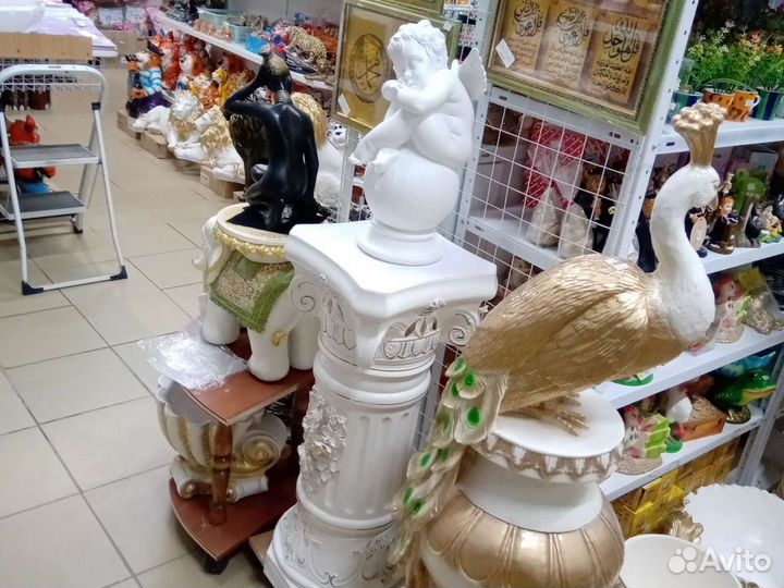 Ангел на шаре