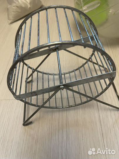 Клетка с принадлежностями для хомяка