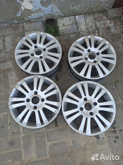 Литые диски R15 4 на 114.3