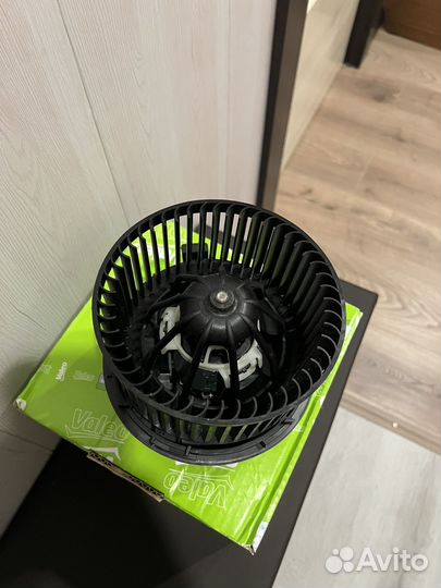 Моторчик печки valeo renault megane 2