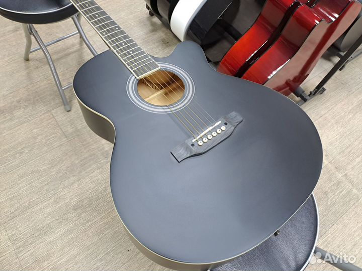 Гитара акустическая чёрная матовая
