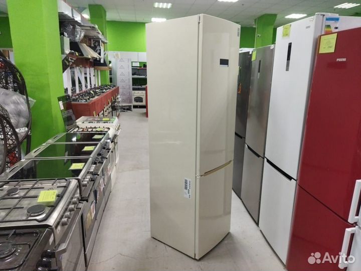 Холодильник Bosch KGE39AK33R, бежевый