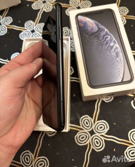 iPhone Xr, 64 ГБ