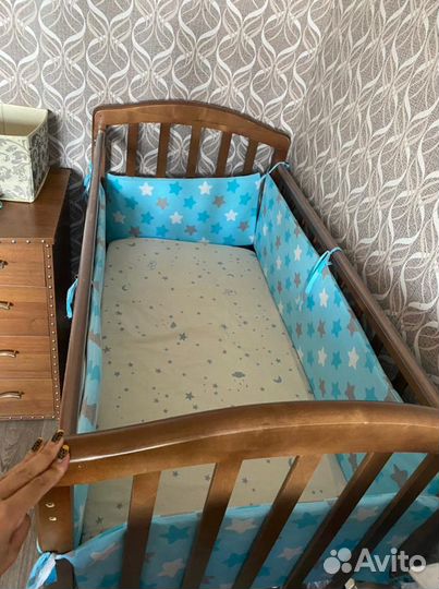 Детская кроватка
