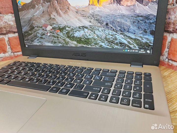 Игровой ноутбук Asus с i3 и windows 10 для игр