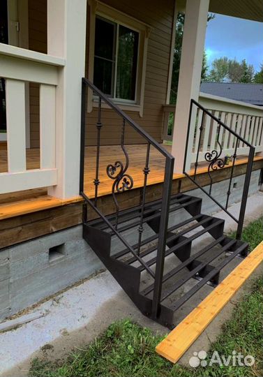 Лестница в дом. Заключаем договор