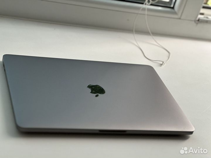 Apple MacBook Pro 13 m1