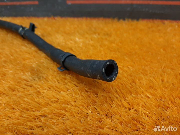 Патрубок расширительного бачка Volkswagen Touareg