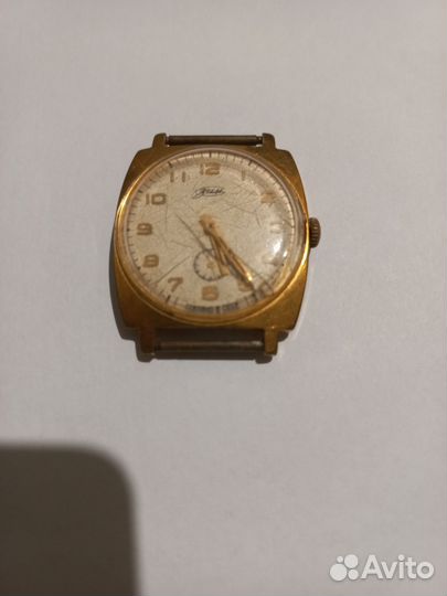 Мужские наручные часы механические СССР
