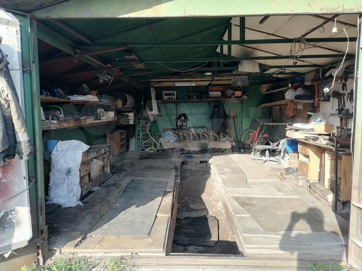 Гараж, > 30 м²