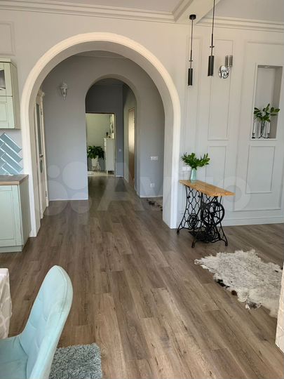 Коттедж 183 м² на участке 10 сот.