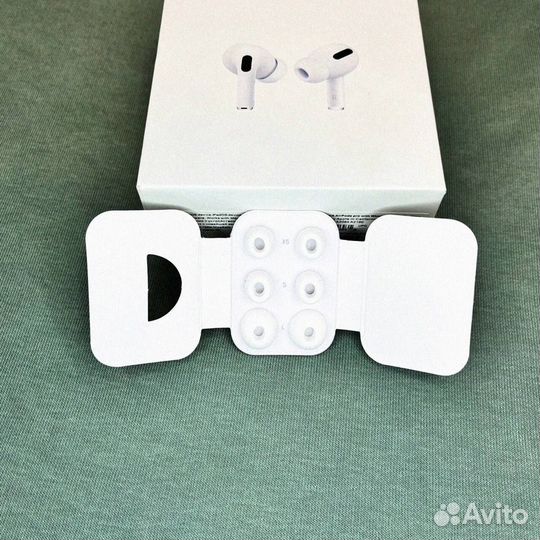 AirPods Pro 2: Музыка в каждом шаге