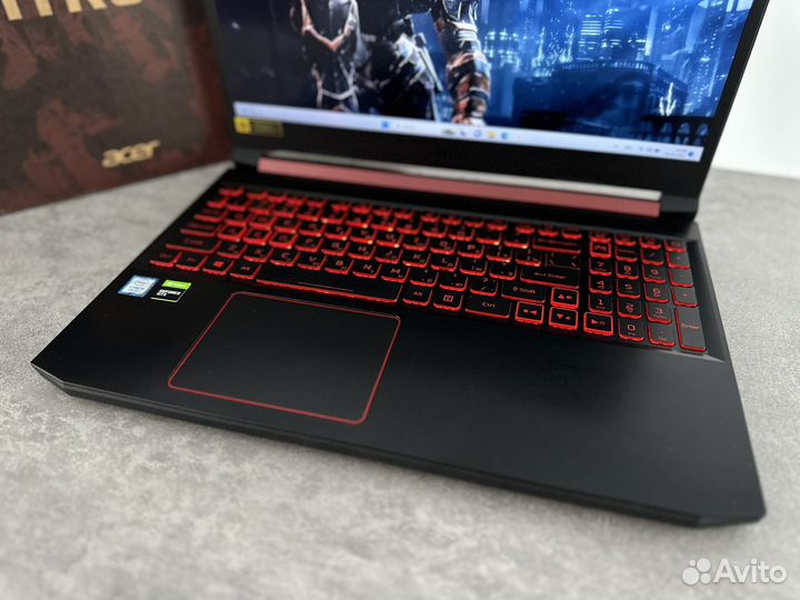 Ноутбук Acer Nitro 5 i5 8gn RAM 16gb GeForce1050