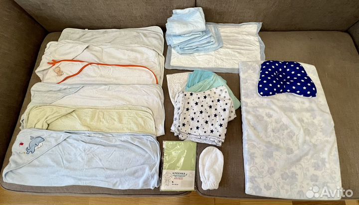 Для новорожденного(полотенца, пеленки, подушка)