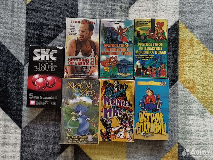 Видеомагнитофон sharp с кассетами, с пультом