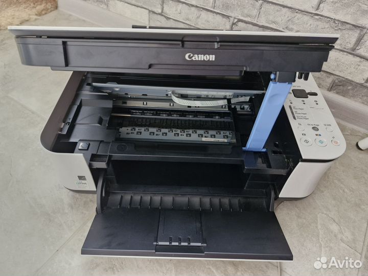 Принтер цветной canon