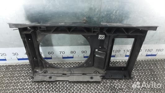 Передняя панель крепления облицовки (телевизор) pe