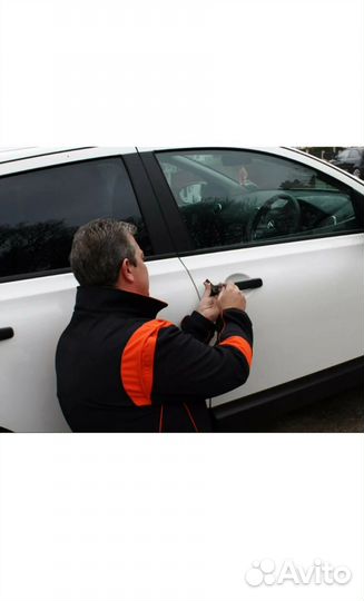 Аварийное вскрытие авто