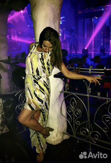 Вечернее платье 42 размер Waggon